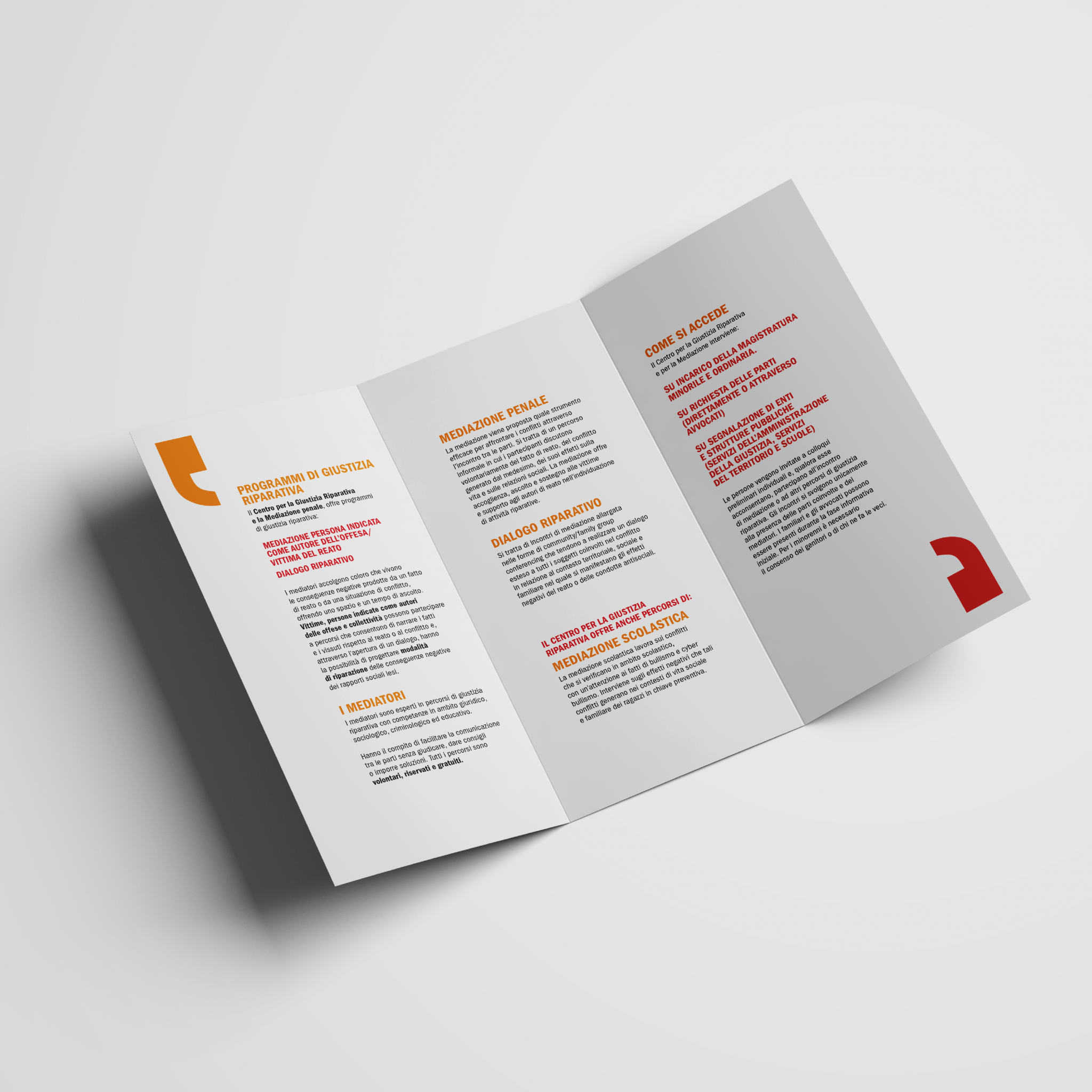 pieghevoli_mockup2 copia